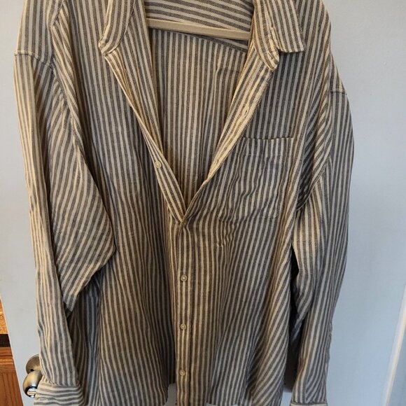 Abercrombie & Fitch Other - New Abercrombie and Fitch long sleeve shirt